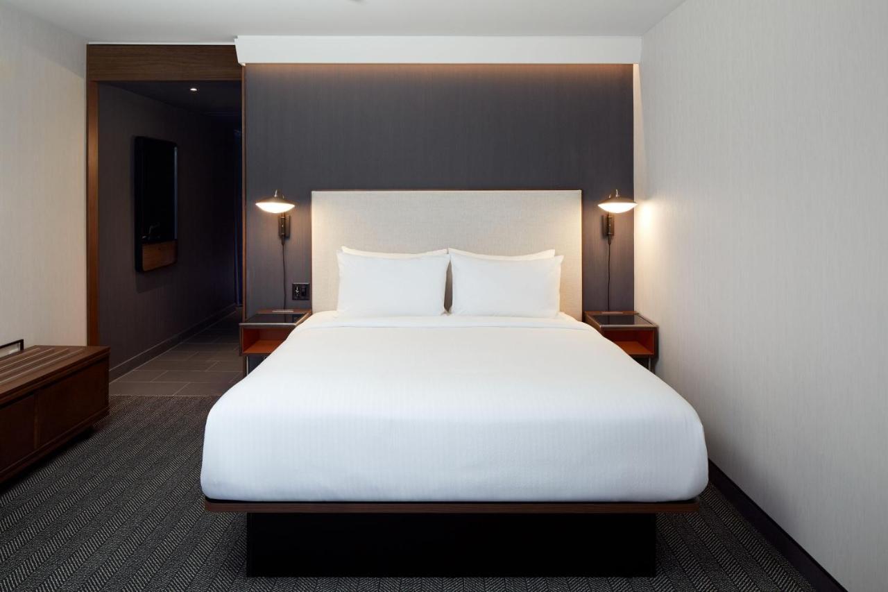 Residence Inn Montreal Midtown ภายนอก รูปภาพ
