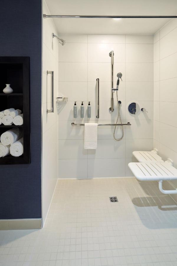 Residence Inn Montreal Midtown ภายนอก รูปภาพ