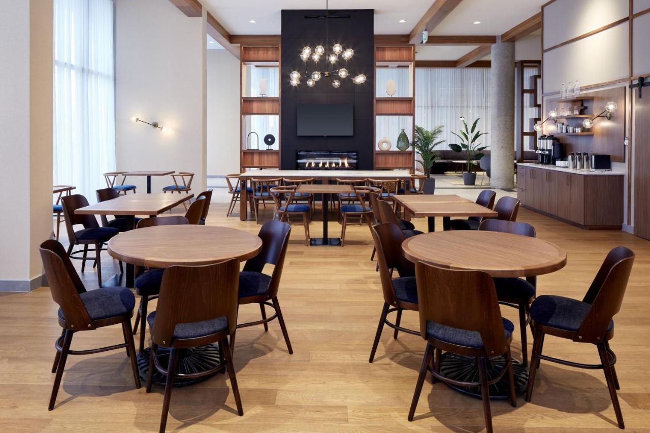 Residence Inn Montreal Midtown ภายนอก รูปภาพ